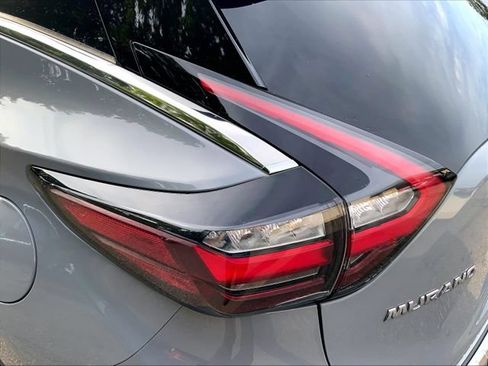 Used 2024 Nissan Murano Platinum w/ Cargo Package FWD image 12