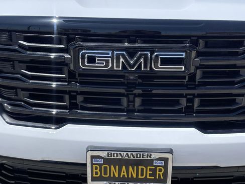 New 2026 GMC Acadia Elevation w/ Black Edition FWD image 31