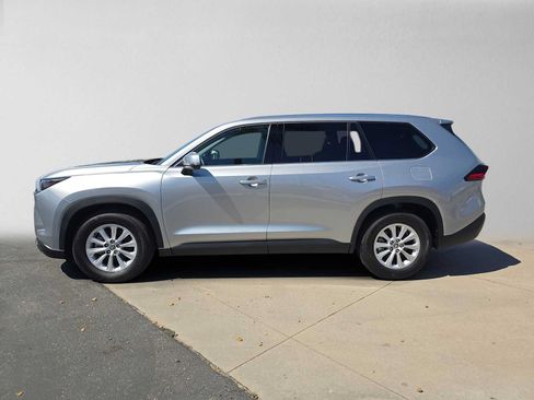 Certified 2026 Toyota Grand Highlander FWD image 6