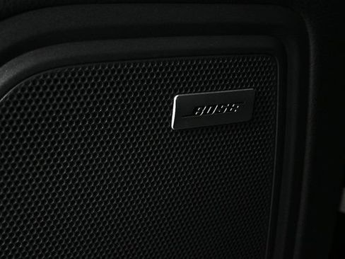 New 2026 Porsche Macan AWD image 7