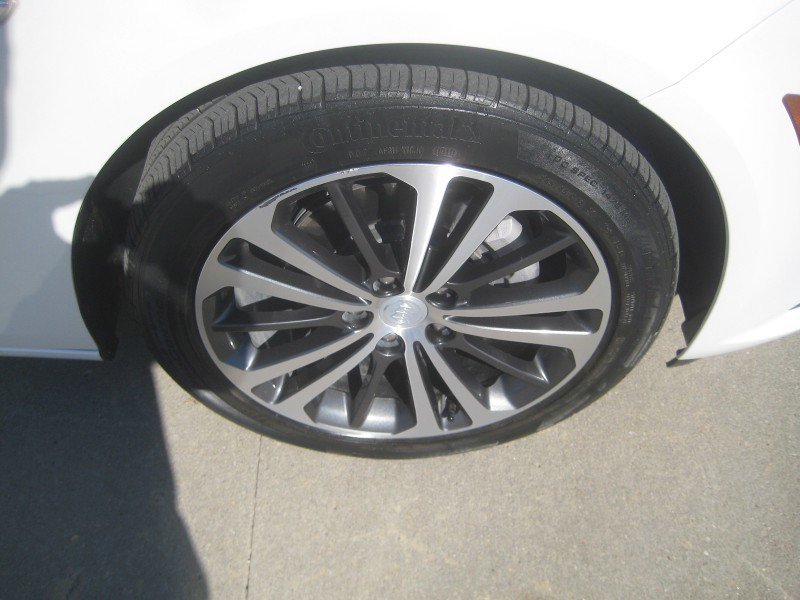 Used 2020 Buick Regal Essence FWD image 15