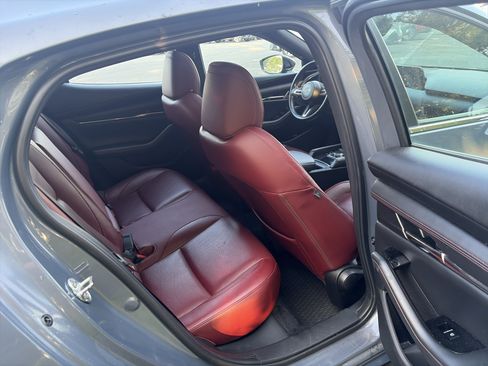 Used 2022 MAZDA MAZDA3 s FWD image 23
