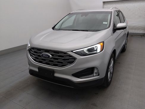 Used 2019 Ford Edge Titanium image 15