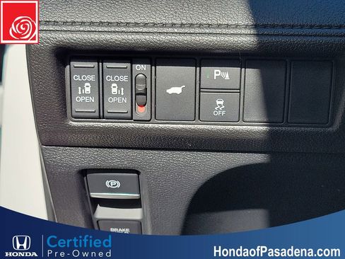 Certified 2026 Honda Odyssey Elite image 18