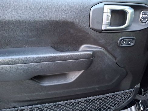 Used 2021 Jeep Wrangler Unlimited Sport image 10