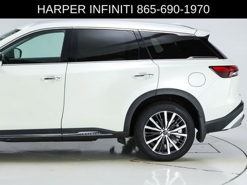 Used 2023 INFINITI QX60 Sensory w/ Cargo Package AWD/4WD image 4
