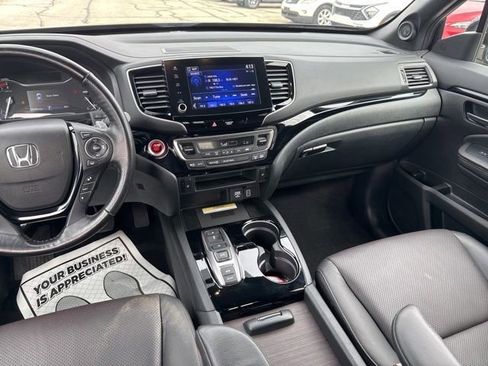 Used 2023 Honda Ridgeline Black Edition image 17