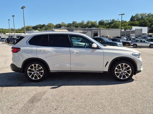 Used 2019 BMW X5 xDrive40i w/ Premium Package 2 AWD/4WD image 4