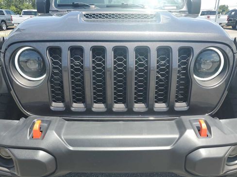 Used 2023 Jeep Gladiator Mojave w/ Trailer Tow Package AWD/4WD image 11