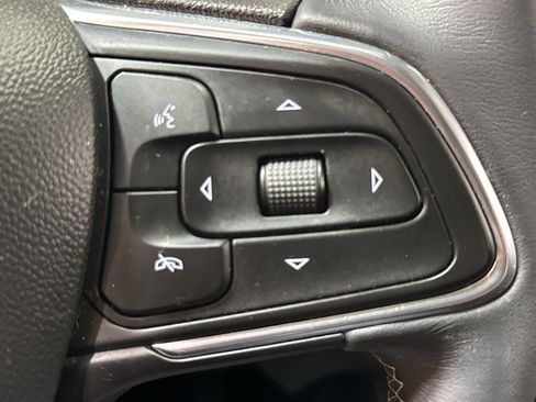 Used 2022 Buick Encore GX Select FWD image 25