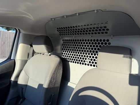 Used 2017 Nissan NV200 SV image 4