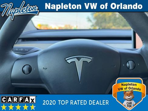 Used 2022 Tesla Model Y Long Range image 24