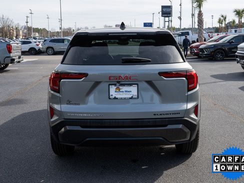 Certified 2025 GMC Terrain Elevation w/ Technology Package II image 4