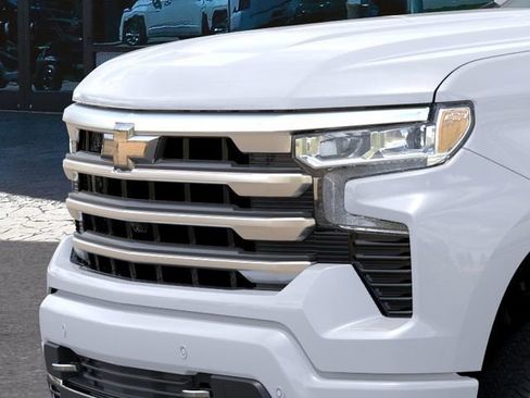 New 2026 Chevrolet Silverado 1500 High Country AWD/4WD image 13