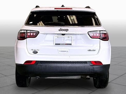 Used 2024 Jeep Compass Latitude AWD/4WD image 5