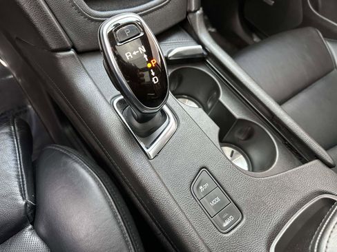 Used 2017 Cadillac XT5 Luxury w/ Driver Awareness Package image 27