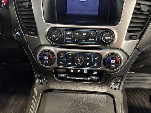 Used 2017 Chevrolet Suburban Premier AWD/4WD image 33