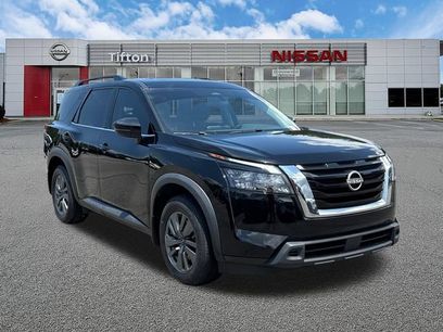Used 2024 Nissan Pathfinder SV w/ SV Premium Package