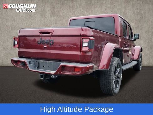 Used 2021 Jeep Gladiator Overland AWD/4WD image 9