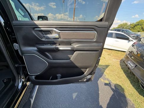 Used 2024 RAM 1500 Laramie AWD/4WD image 20