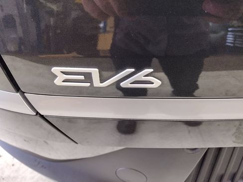 Used 2024 Kia EV6 Light AWD/4WD image 15
