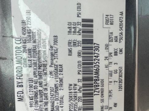 Used 2013 Ford Mustang Premium image 37