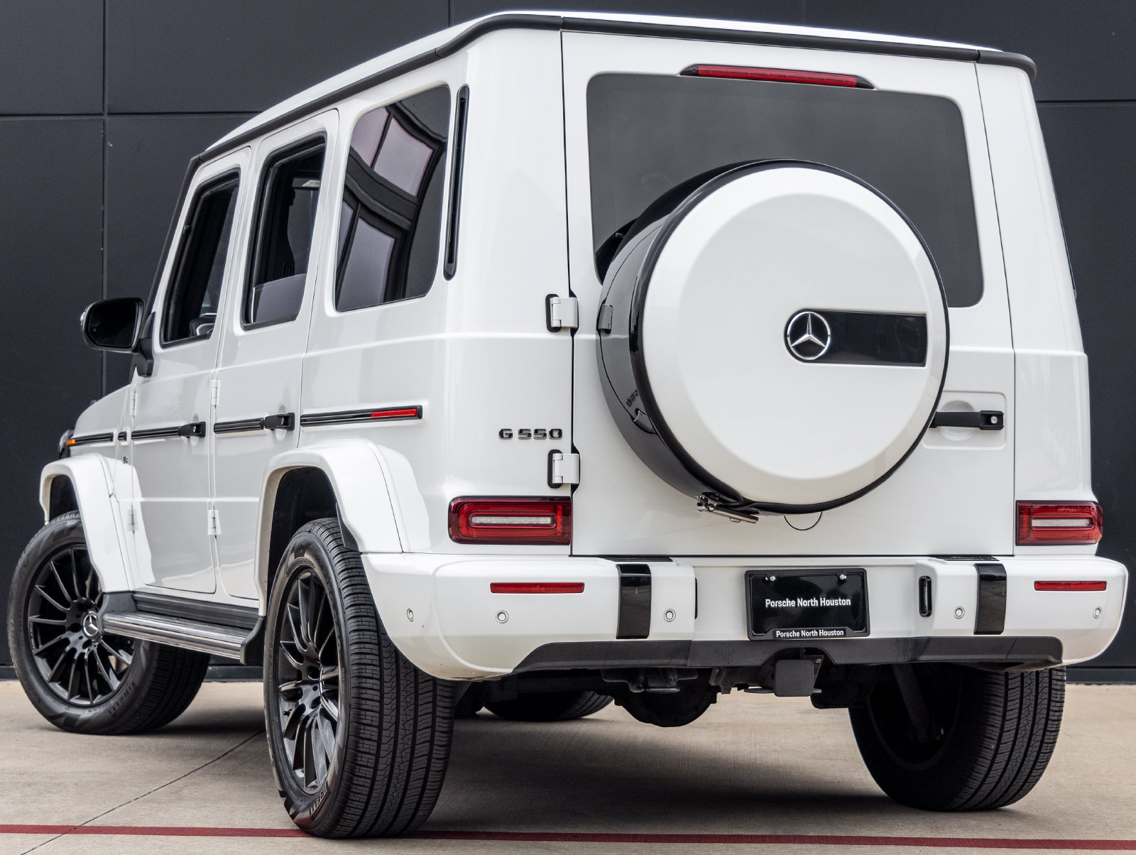 Used 2020 Mercedes-Benz G 550 image 6