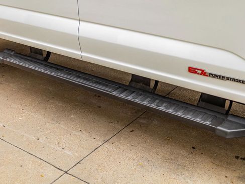 Used 2024 Ford F350 Lariat w/ Lariat Ultimate Package image 13