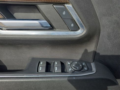 Used 2024 Chevrolet Silverado 3500 LT w/ Convenience Package image 27