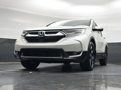 Used 2018 Honda CR-V Touring image 32