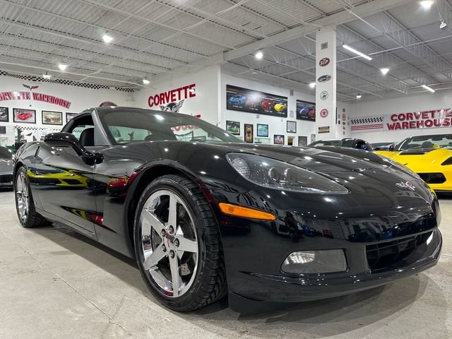 Used 2007 Chevrolet Corvette Coupe w/ Preferred Equipment Group RWD image 4