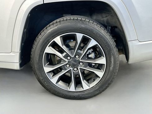 Used 2021 Jeep Grand Cherokee L Overland AWD/4WD image 34