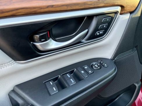 Used 2022 Honda CR-V Touring image 24