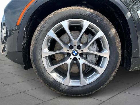 New 2026 BMW X5 xDrive50e image 11