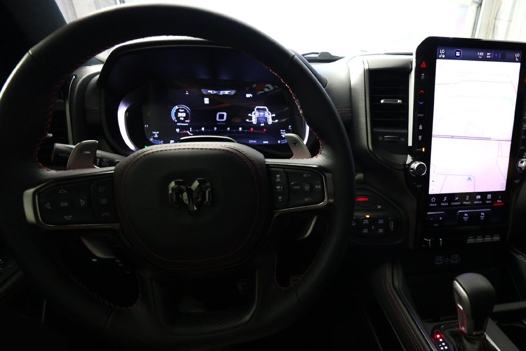 Used 2027 RAM 1500 4x4 Crew Cab image 19