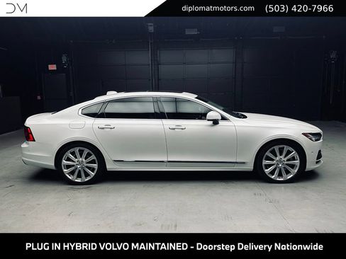 Used 2019 Volvo S90 T8 Inscription w/ Advanced Package AWD/4WD image 8