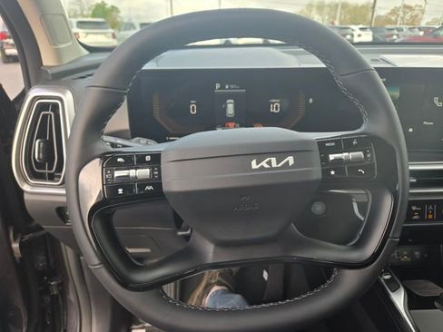 New 2026 Kia Sorento S FWD image 16