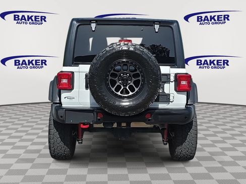 Used 2022 Jeep Wrangler Unlimited Rubicon w/ Xtreme Recon 35" Tire Package AWD/4WD image 4