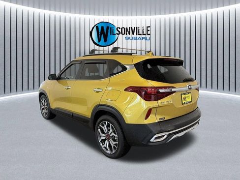 Used 2021 Kia Seltos SX w/ SX Sunroof Package image 8