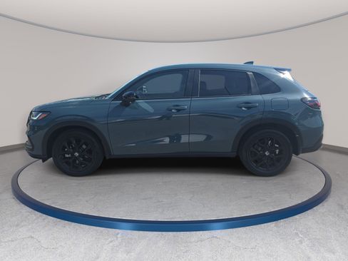 Used 2025 Honda HR-V Sport image 8