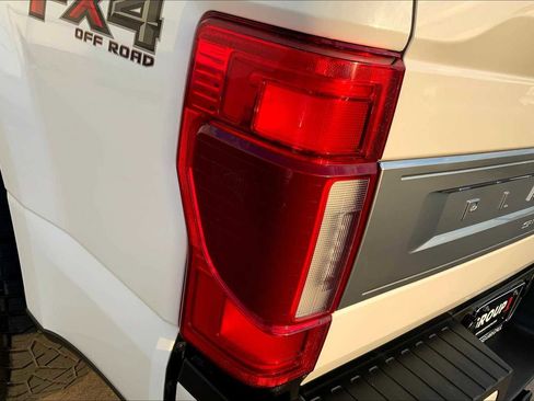 Used 2022 Ford F350 Platinum image 28