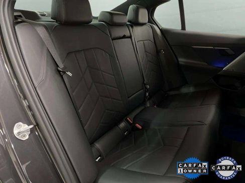 Used 2025 BMW 530i xDrive image 75