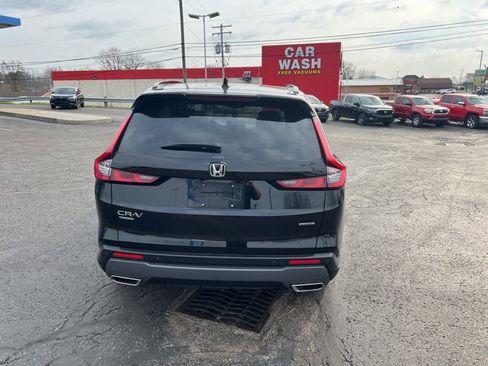 Used 2025 Honda CR-V Sport Touring image 4