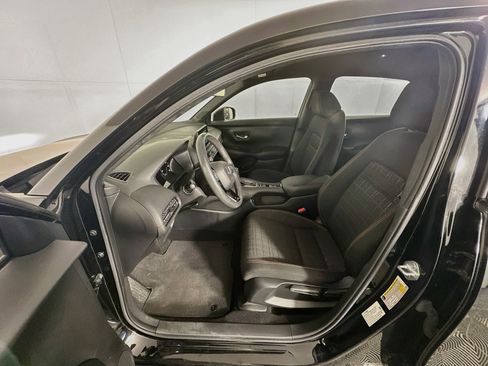 Used 2024 Honda HR-V Sport image 13