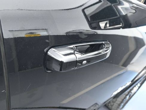 Used 2024 RAM 2500 Limited AWD/4WD image 50