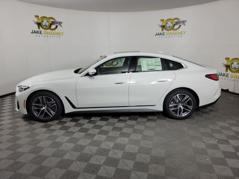 New 2026 BMW 430i xDrive w/ Premium Package AWD/4WD image 4