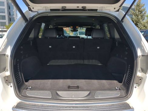 Used 2019 Jeep Grand Cherokee Limited AWD/4WD image 32