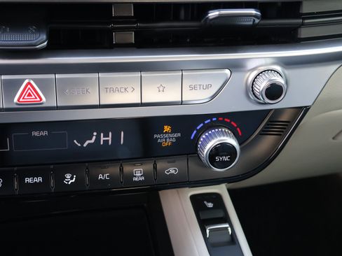 Used 2024 Kia Telluride S w/ S Sunroof Package image 27