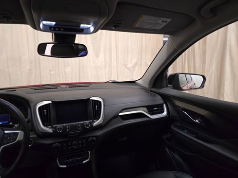 Used 2023 GMC Terrain SLT w/ Elevation Edition image 30