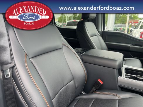 New 2025 Ford F250 Lariat w/ Lariat Ultimate Package image 21